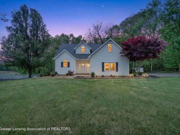 11764 Dorotha Drive, Eaton Rapids, MI 48827
