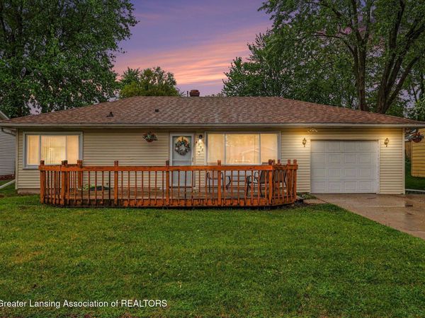 4558 Kathy Kourt, Holt, MI 48842