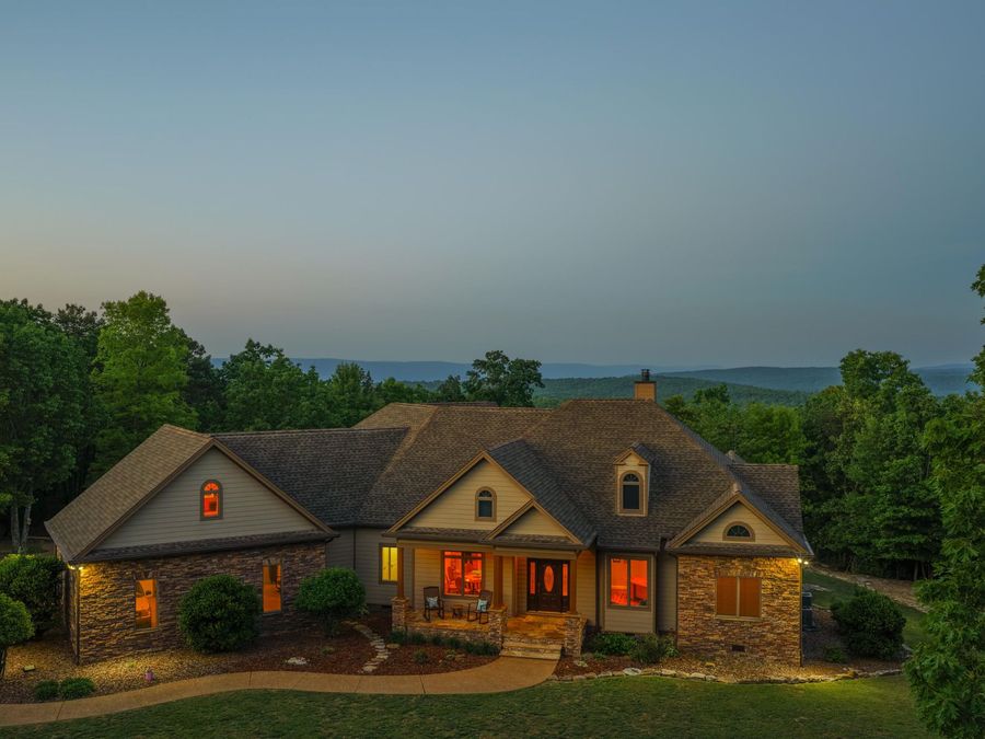Property Image 100