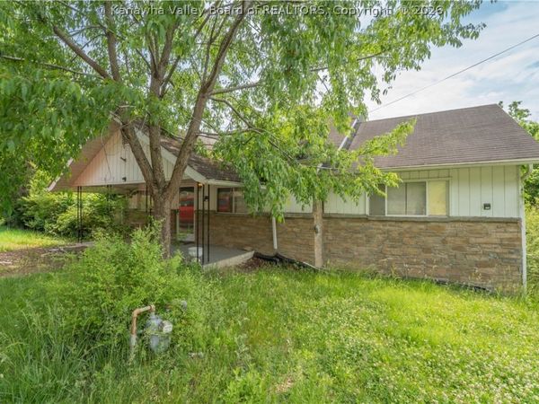 12158 Coal River Road, St Albans, WV 25177
