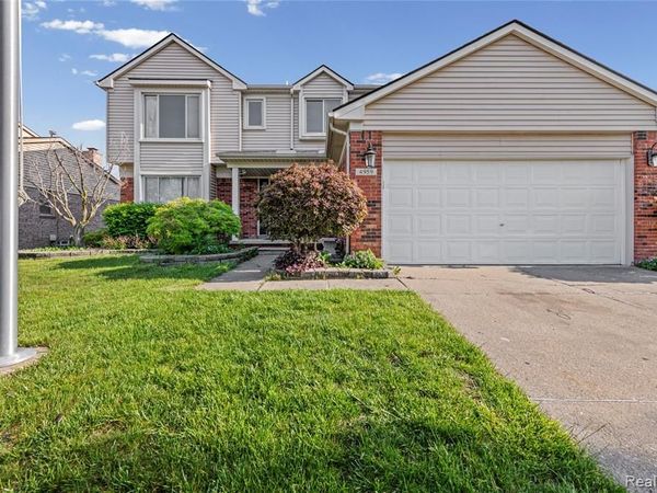 4959 Kingswood Drive, Warren, MI 48092