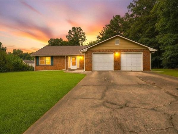 1738 Sherry Lane, Jonesboro, GA 30236