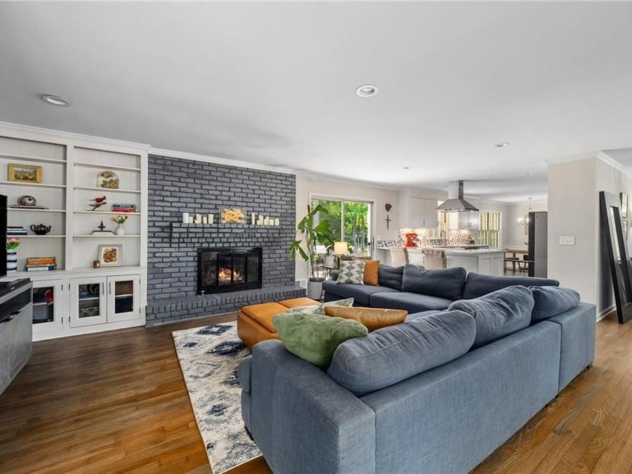 Property Image 6