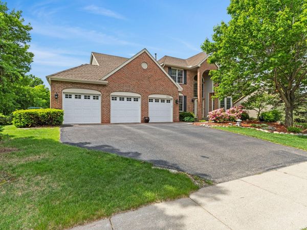 16943 Candlewood Parkway, Eden Prairie, MN 55347