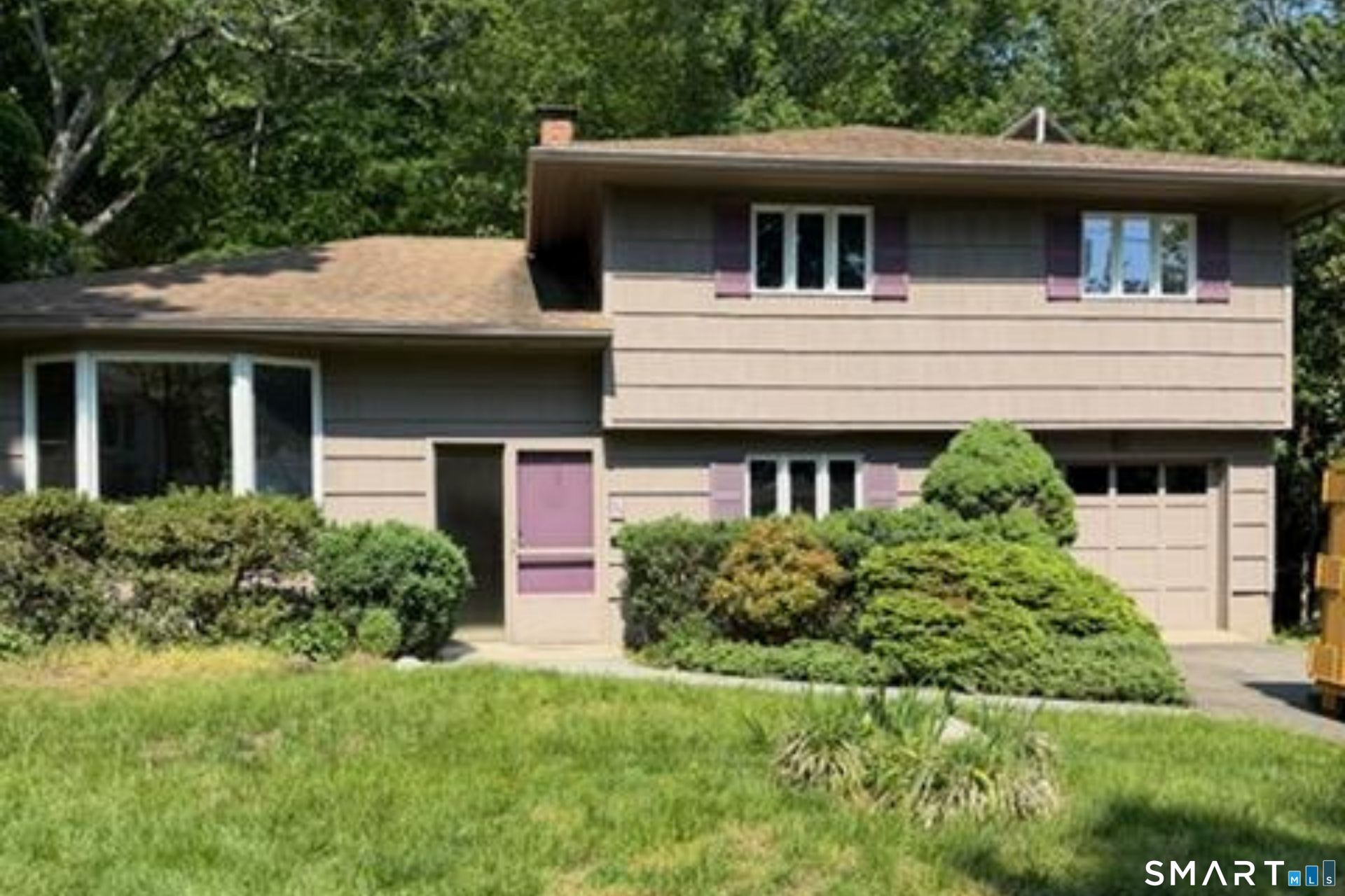 22 Fillow, Westport, CT 06880 Main Photo