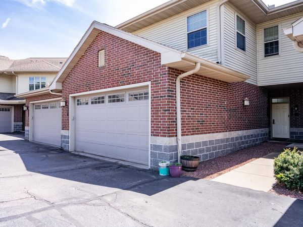 670 E Lake Avenue, Unit 203, Wisconsin Dells, WI 53965
