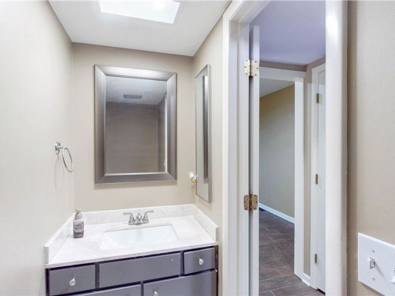 19533 Idlewood Trail, Unit 20-1, Strongsville, OH 44149 Photo 21