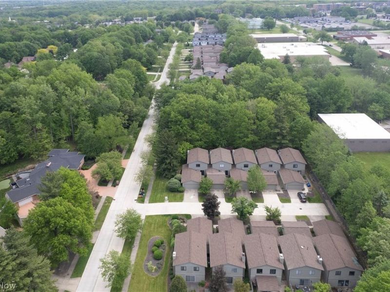 19533 Idlewood Trail, Unit 20-1, Strongsville, OH 44149 Photo 39