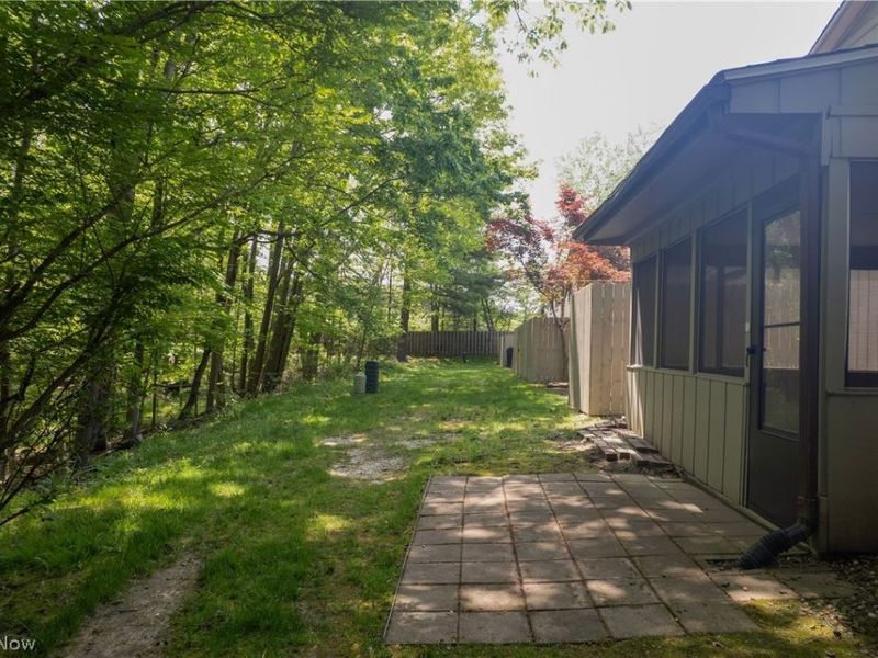 19533 Idlewood Trail, Unit 20-1, Strongsville, OH 44149 Photo 44