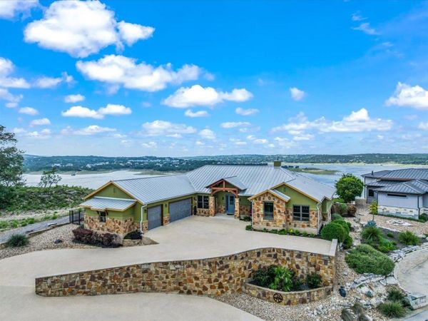 1604 Watercliffe DR, Lago Vista, TX 78645