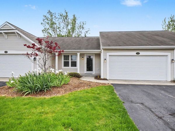 1186 La Paloma Drive SW, Unit 32, Wyoming, MI 49509
