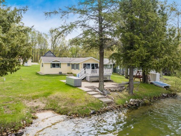 5041 Maple Knoll Drive NE, Kalkaska, MI 49646