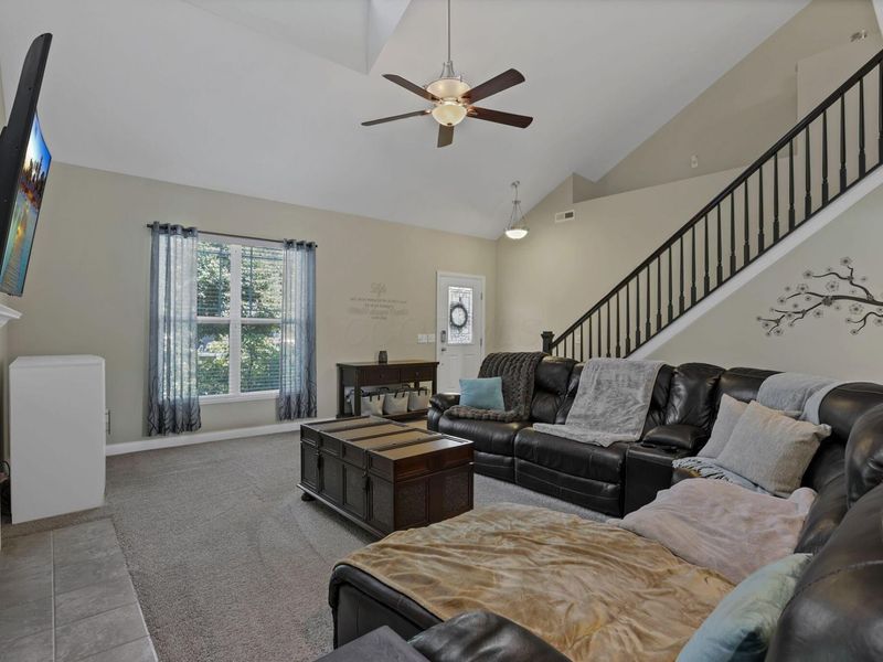 2109 Legends Drive, Grove City, OH 43123 Photo 5