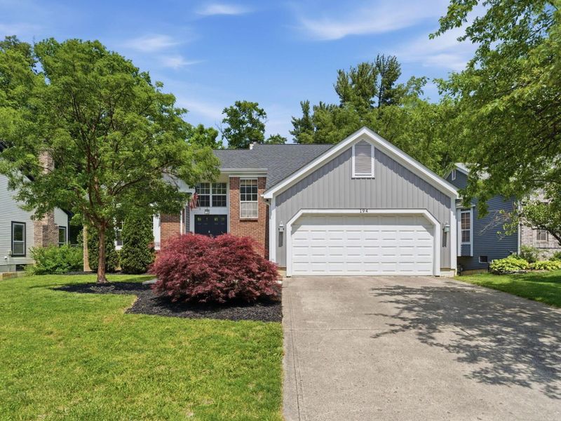 194 Highmeadow Drive, Columbus, OH 43230 Photo 2