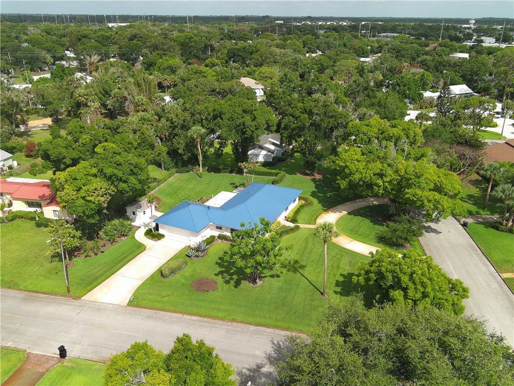 2301 Avalon Avenue, Vero Beach, FL 32960 Photo