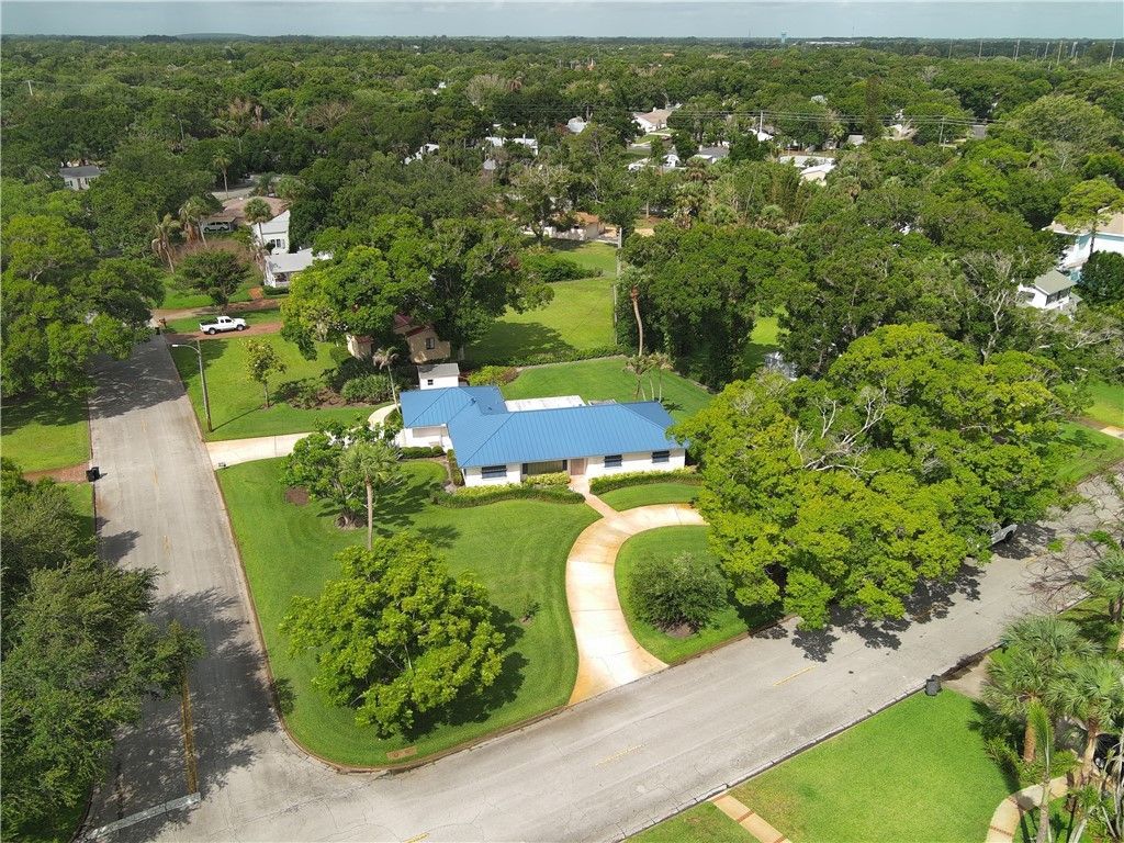 2301 Avalon Avenue, Vero Beach, FL 32960 Photo