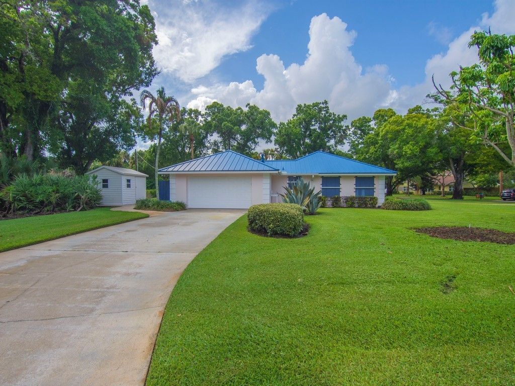 2301 Avalon Avenue, Vero Beach, FL 32960 Photo