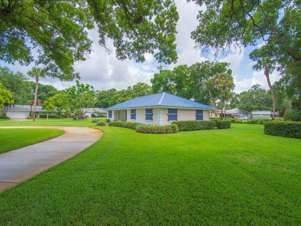 2301 Avalon Avenue, Vero Beach, FL 32960 Photo
