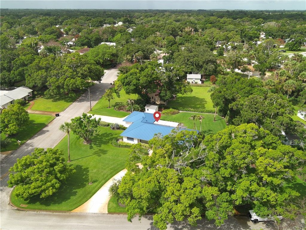 2301 Avalon Avenue, Vero Beach, FL 32960 Photo