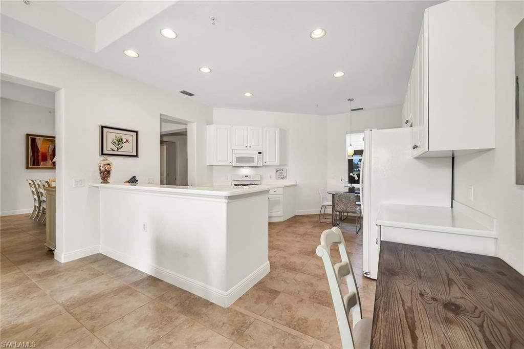3141 Aviamar Cir, Unit 103, Naples, FL 34114 Photo