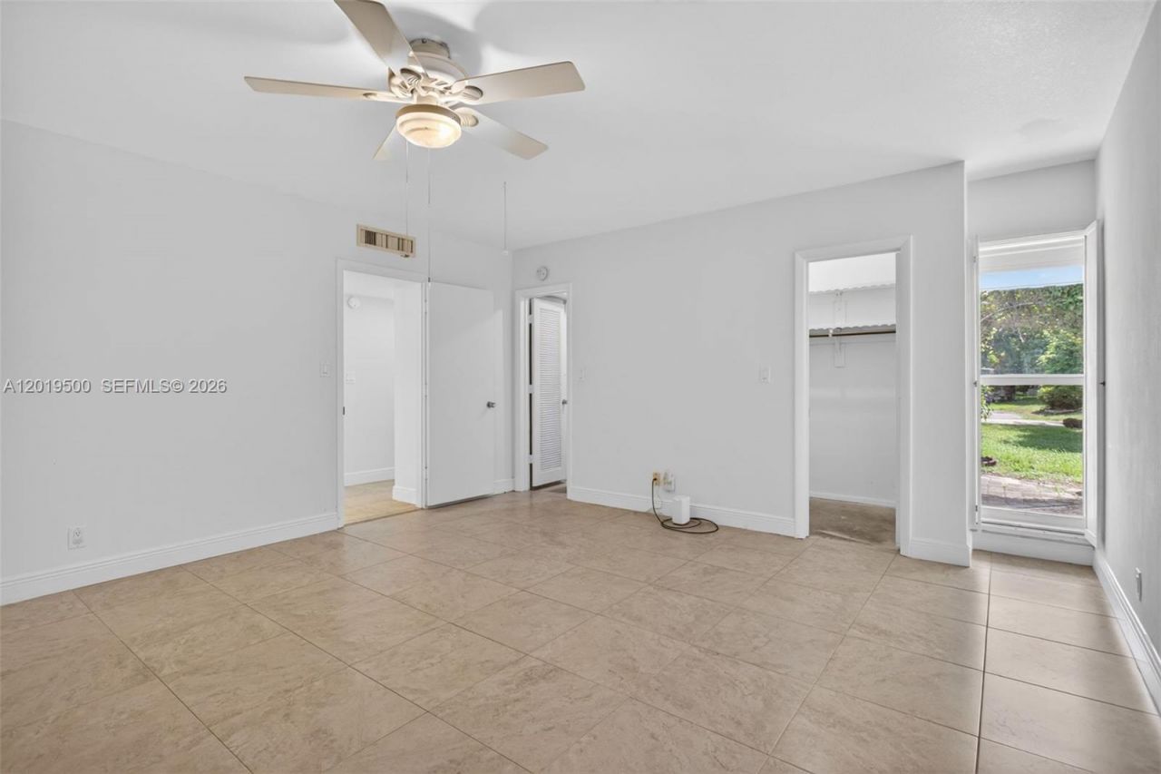 4806 Banyan Ln, Tamarac, FL 33319 Photo