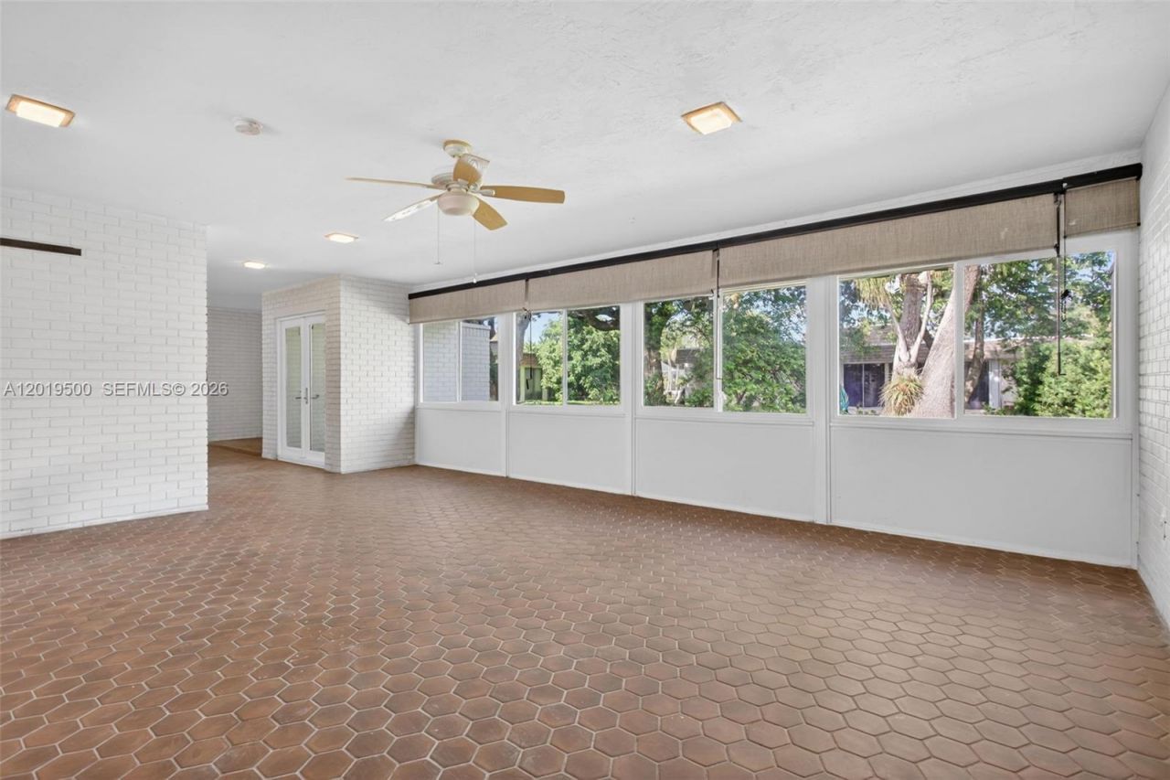 4806 Banyan Ln, Tamarac, FL 33319 Photo