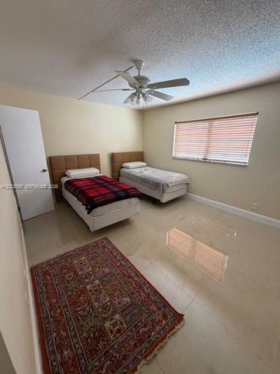 319 NE 14th Ave , Unit 607, Hallandale Beach, FL 33009 Photo