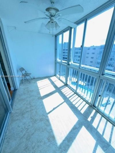 319 NE 14th Ave , Unit 607, Hallandale Beach, FL 33009 Photo