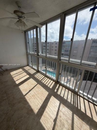 319 NE 14th Ave , Unit 607, Hallandale Beach, FL 33009 Photo