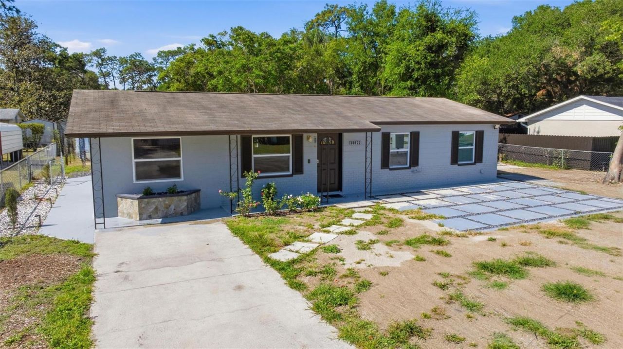 39022 Blue Jay Avenue, Zephyrhills, FL 33542 Photo