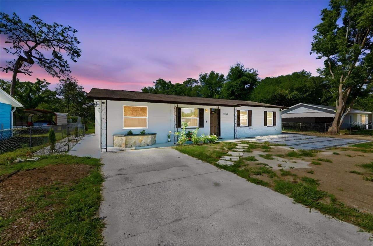 39022 Blue Jay Avenue, Zephyrhills, FL 33542 Photo
