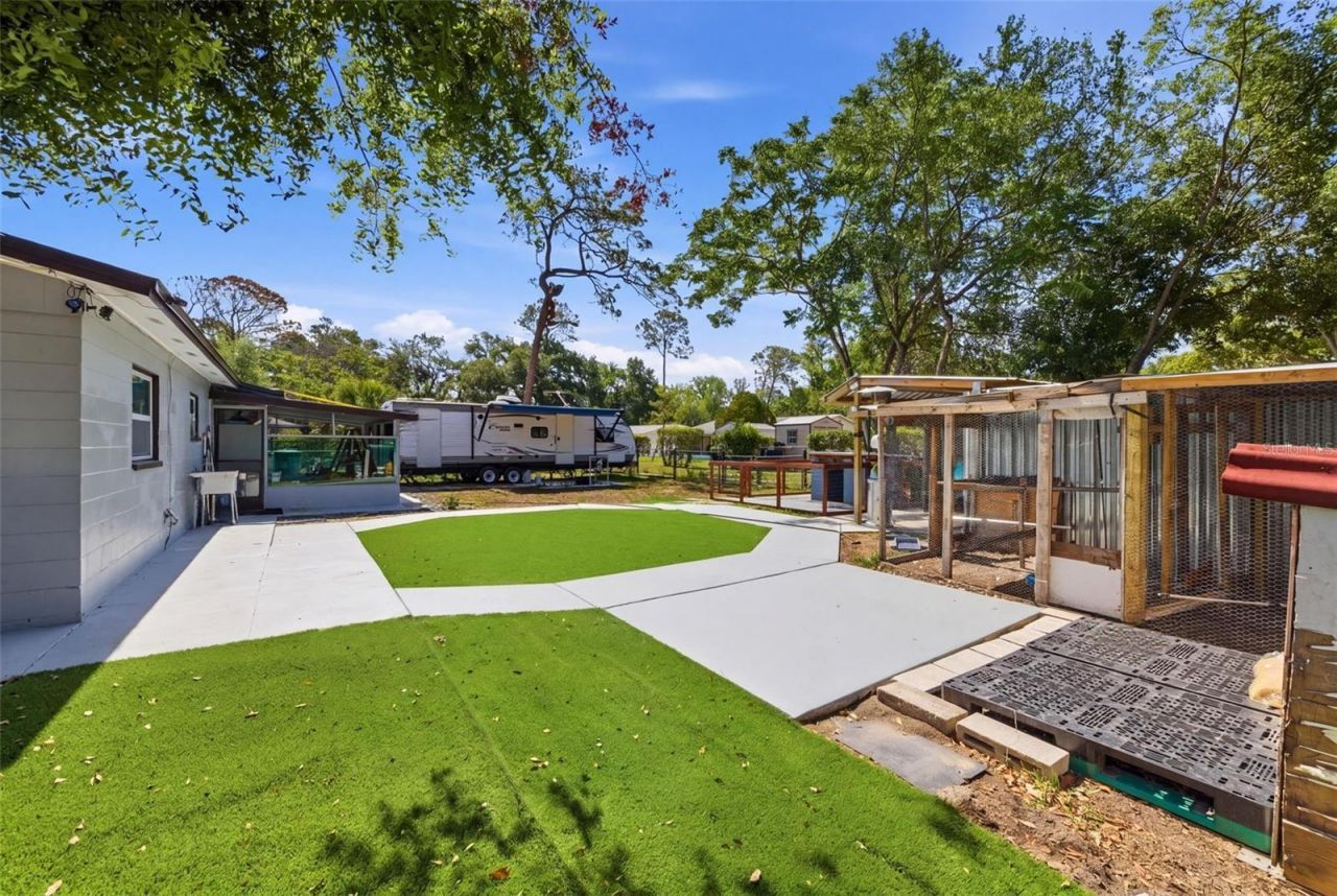 39022 Blue Jay Avenue, Zephyrhills, FL 33542 Photo