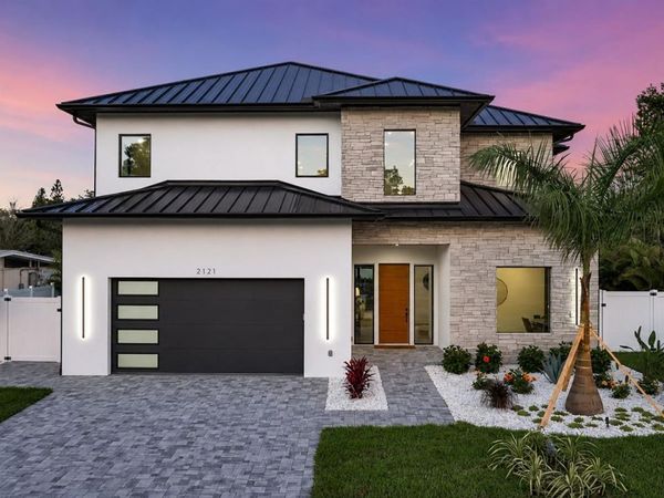 2121 CLEMATIS COURT , SARASOTA, FL 34237