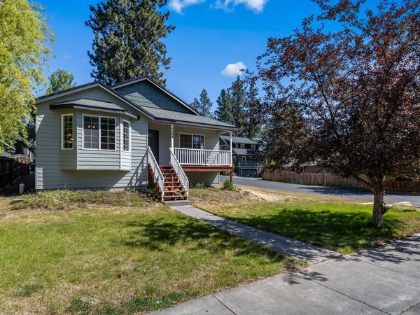 1608 NW Elgin Avenue, Bend, OR 97703