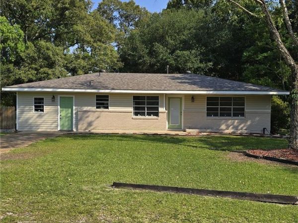 1607 HWY 1204, Pineville, LA 71360