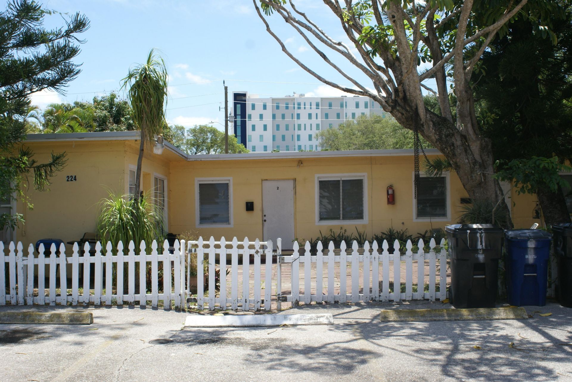 224 SE 9th Court, Unit 1-4, Hallandale Beach, FL 33009 Photo