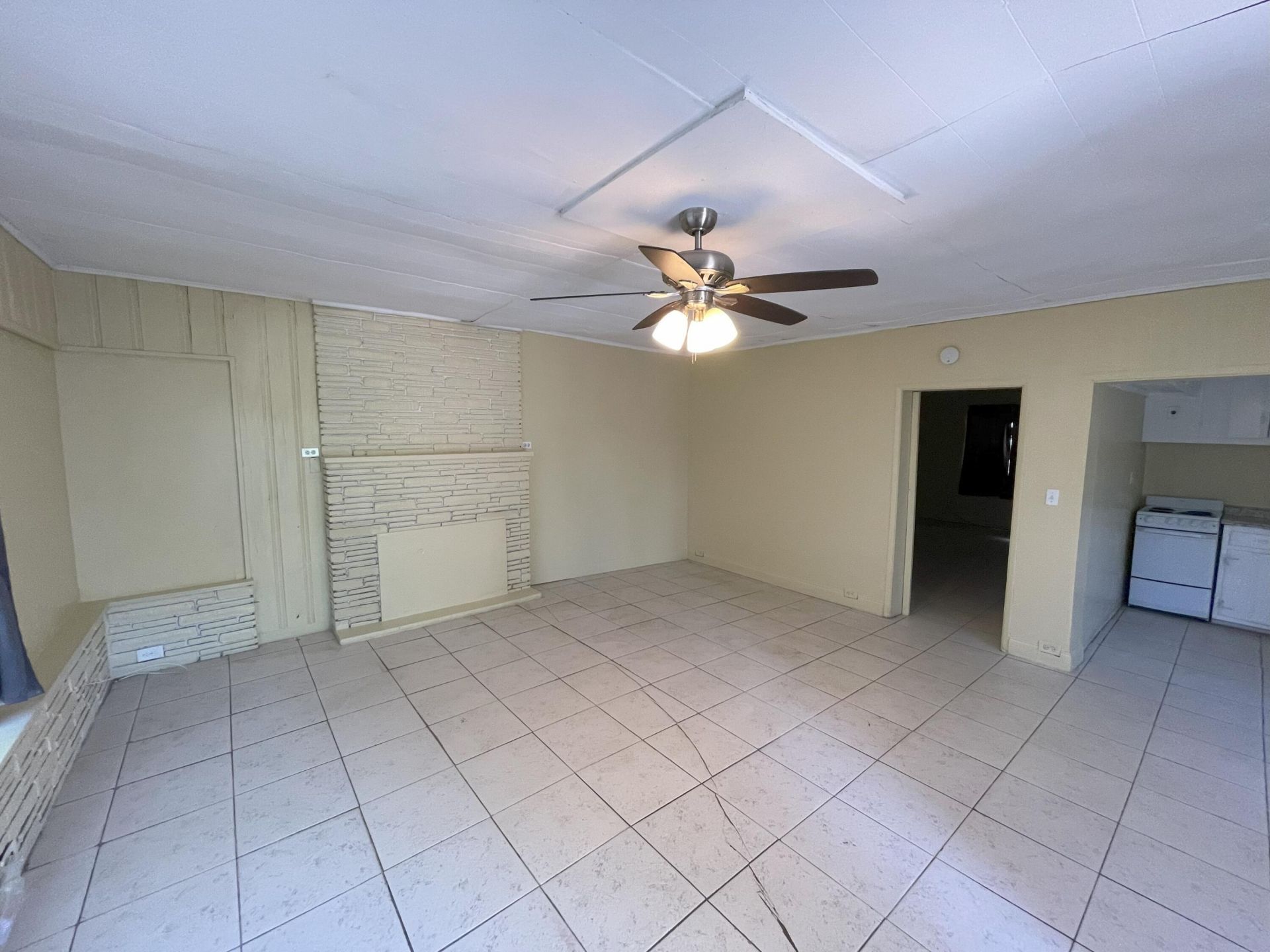 224 SE 9th Court, Unit 1-4, Hallandale Beach, FL 33009 Photo