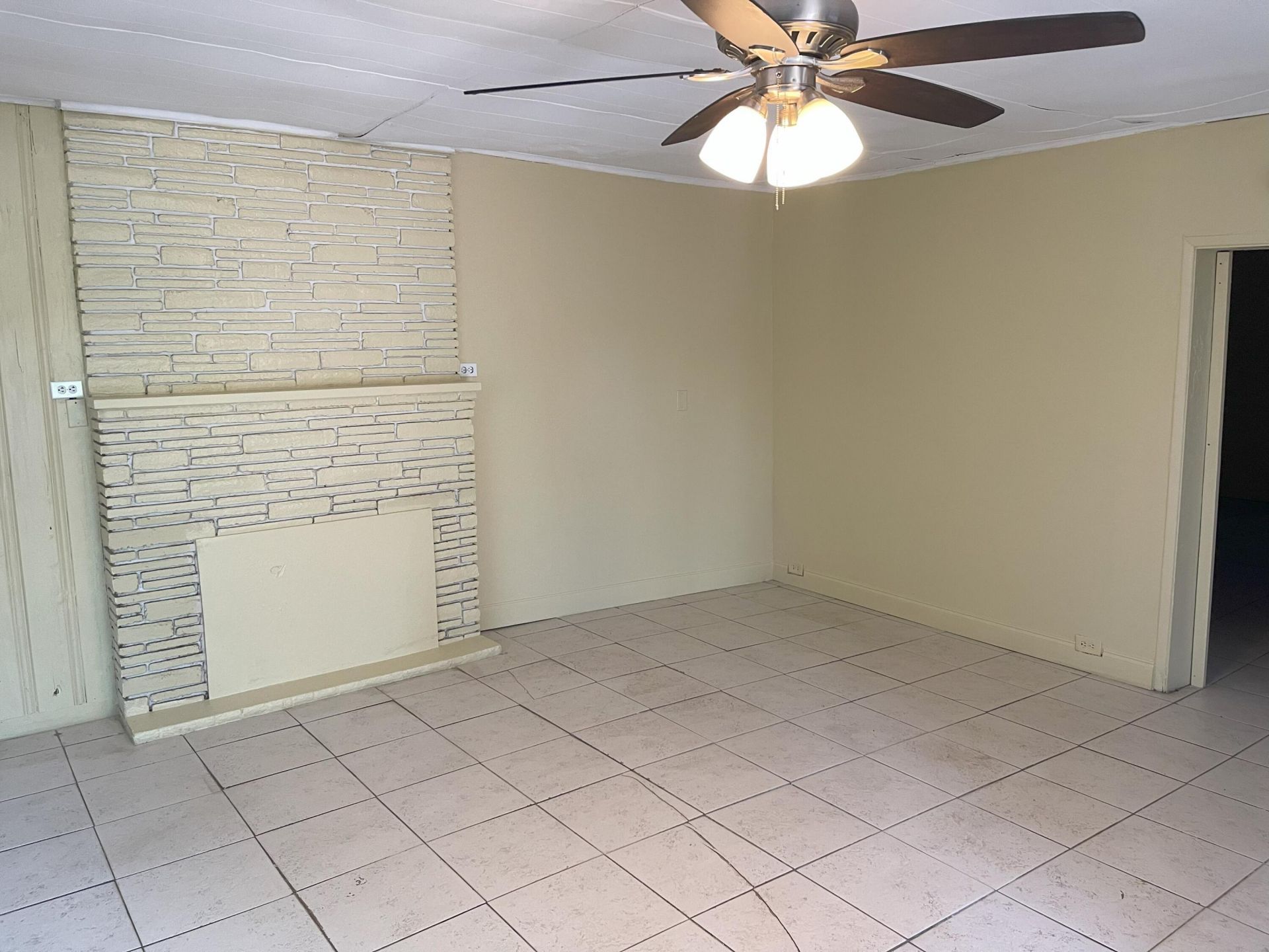 224 SE 9th Court, Unit 1-4, Hallandale Beach, FL 33009 Photo