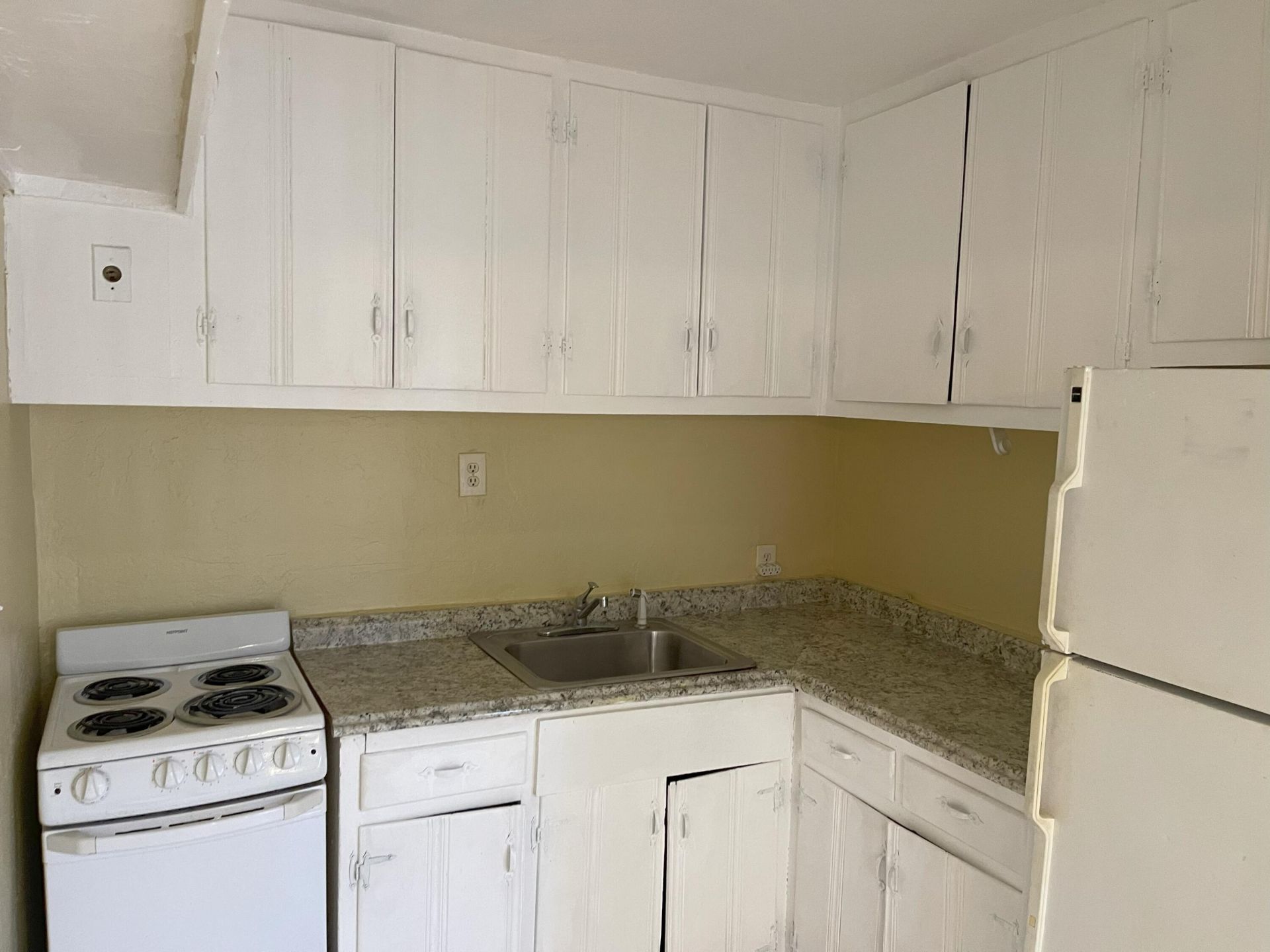 224 SE 9th Court, Unit 1-4, Hallandale Beach, FL 33009 Photo