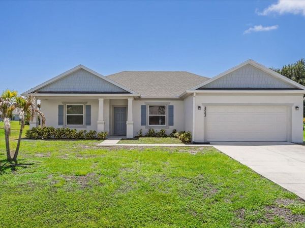 2063 SE South Buttonwood, Port St. Lucie, FL 34952