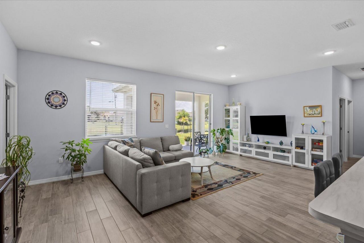 2063 SE South Buttonwood, Port Saint Lucie, FL 34952 Photo