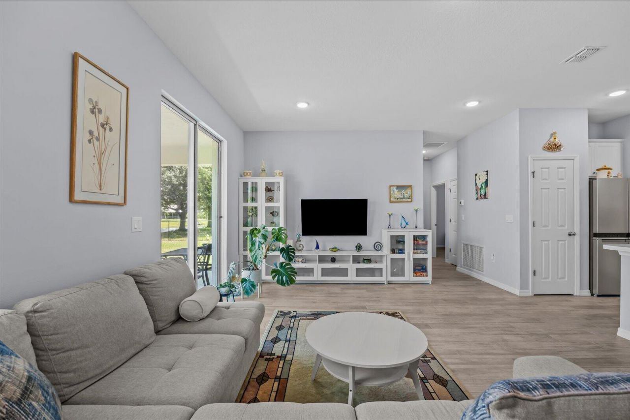 2063 SE South Buttonwood, Port Saint Lucie, FL 34952 Photo