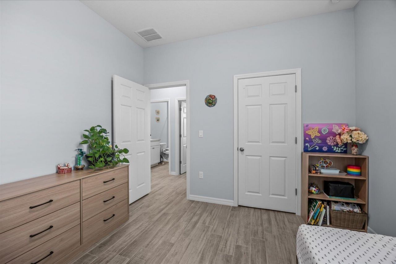 2063 SE South Buttonwood, Port Saint Lucie, FL 34952 Photo