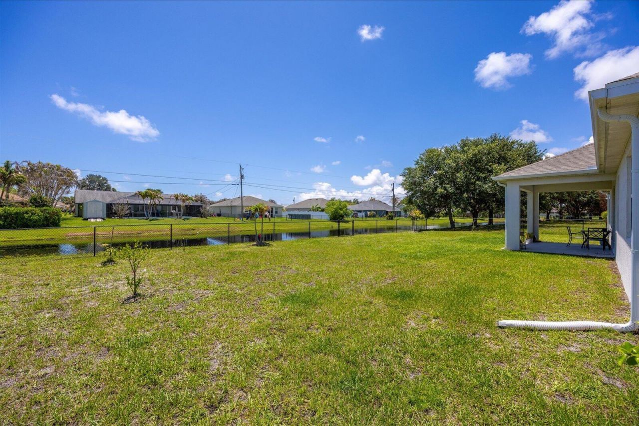 2063 SE South Buttonwood, Port Saint Lucie, FL 34952 Photo