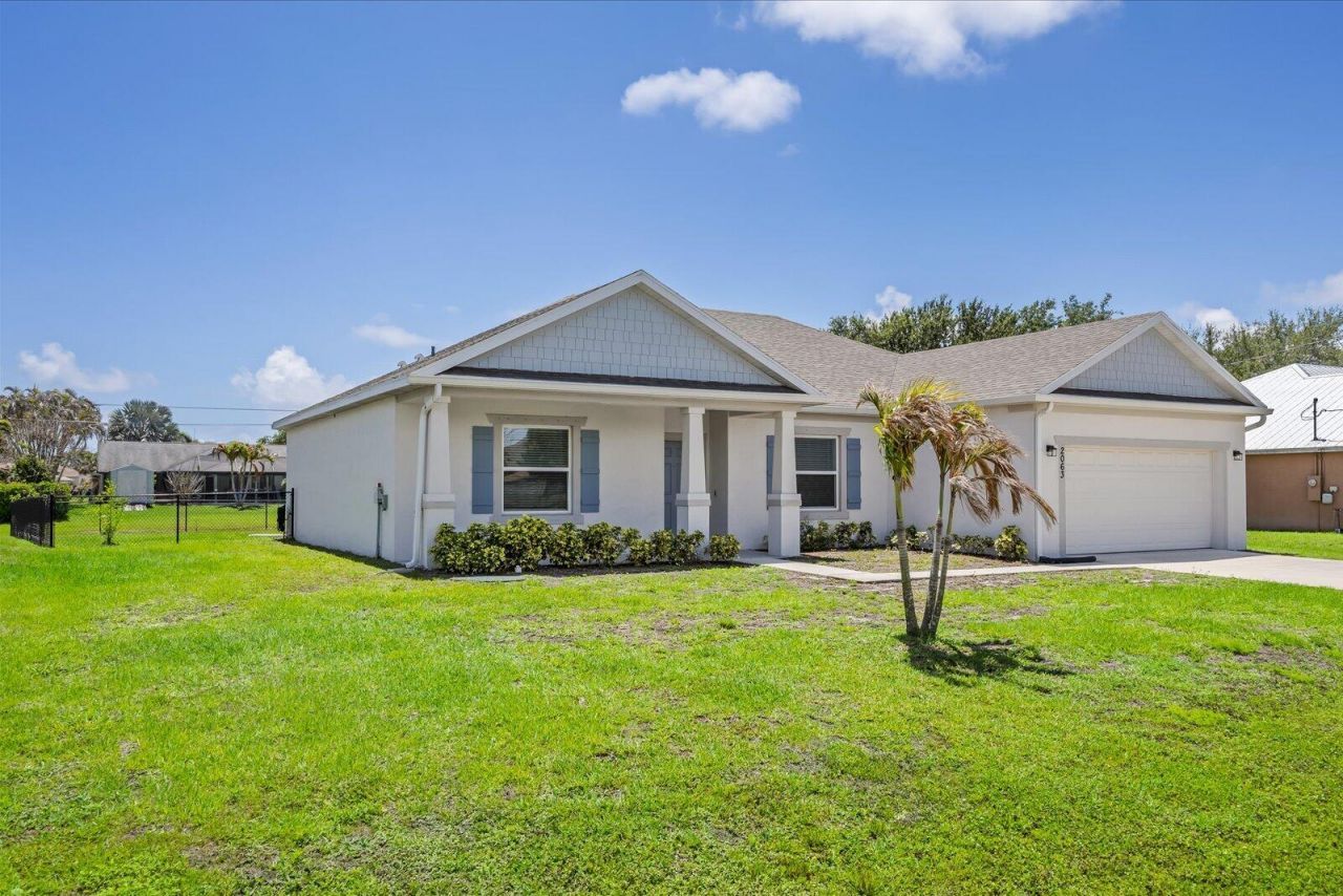 2063 SE South Buttonwood, Port Saint Lucie, FL 34952 Photo