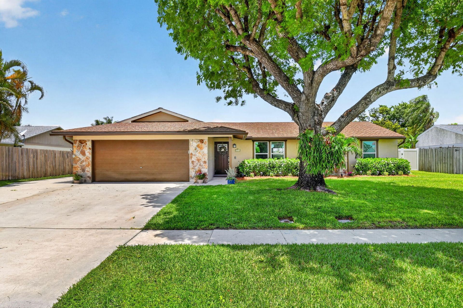 5363 Benjamin Avenue, Boynton Beach, FL 33472 Photo