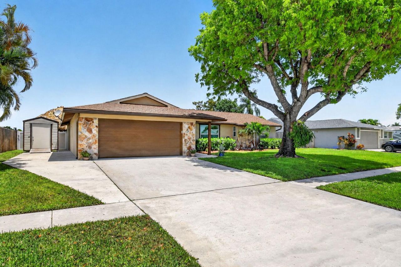5363 Benjamin Avenue, Boynton Beach, FL 33472 Photo