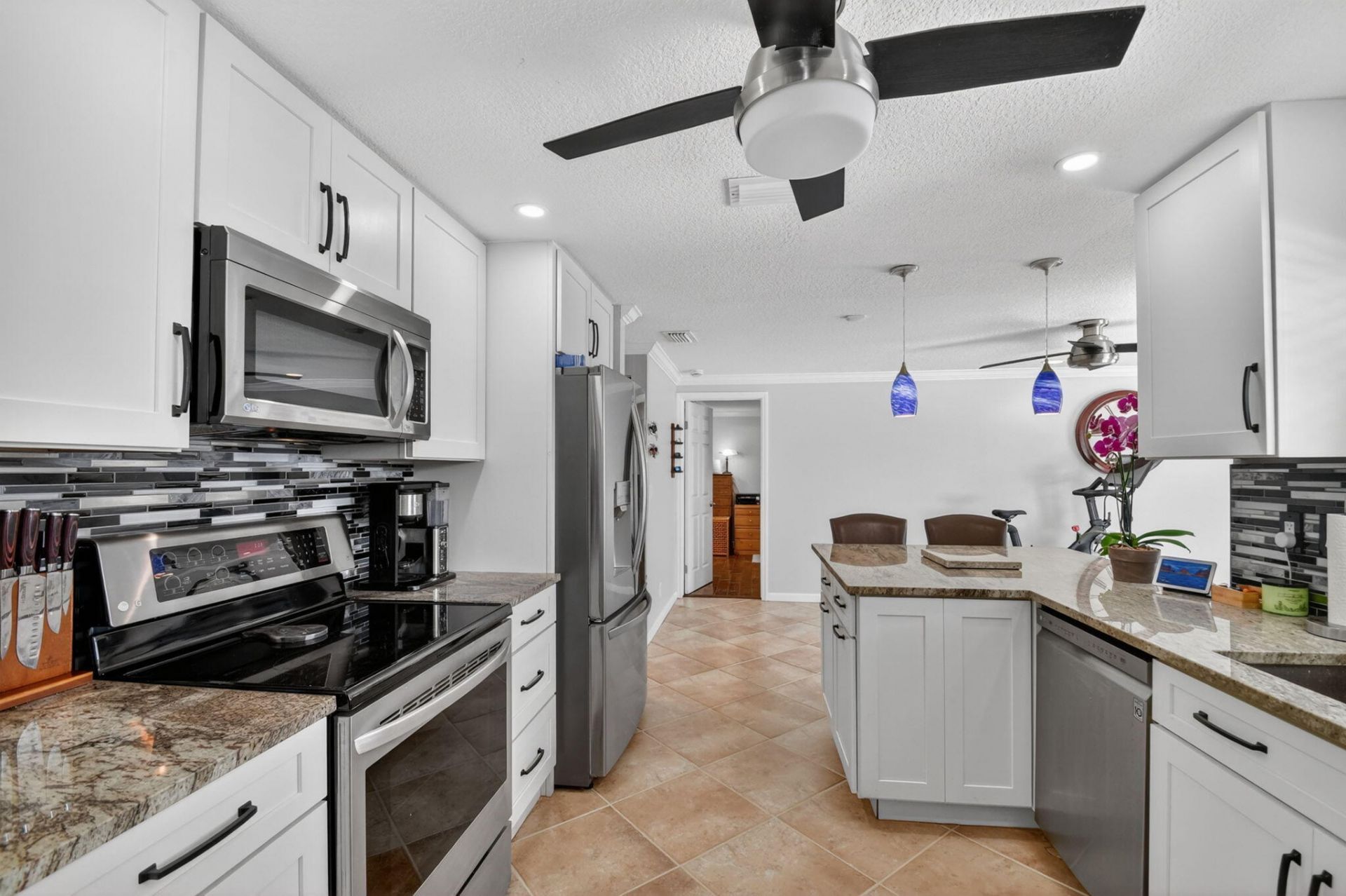5363 Benjamin Avenue, Boynton Beach, FL 33472 Photo