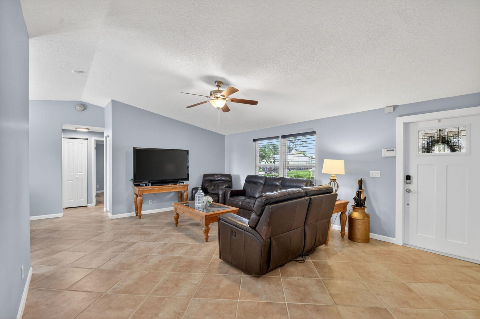 5363 Benjamin Avenue, Boynton Beach, FL 33472 Photo