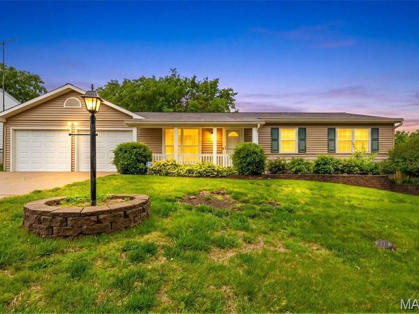 112 Clear Creek Drive , O'Fallon, MO 63366